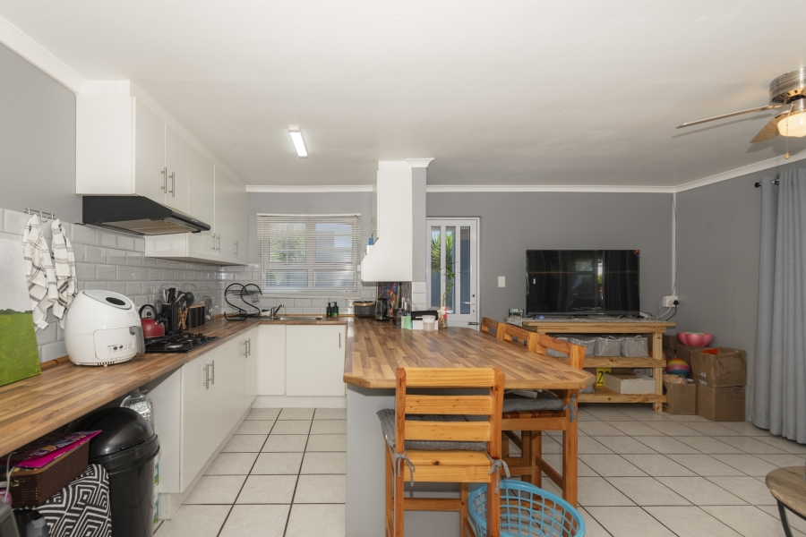 4 Bedroom Property for Sale in Long Acres Country Estate Western Cape